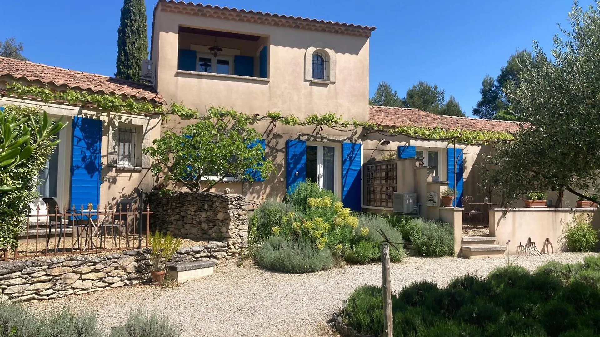 Le clos des lavandes-Luberon Lacoste