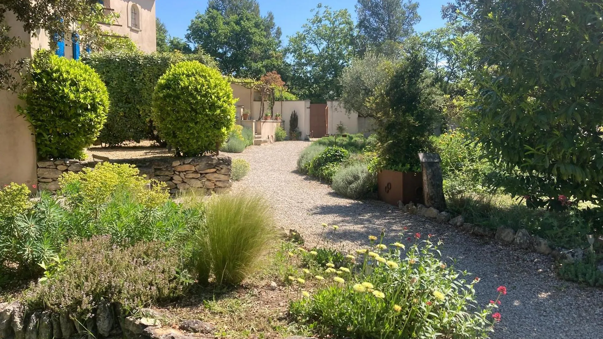 Clos Des Lavandes - Chambres Et Suites De Charme Climatisees-Luberon Lacoste  Nocleg ze śniadaniem