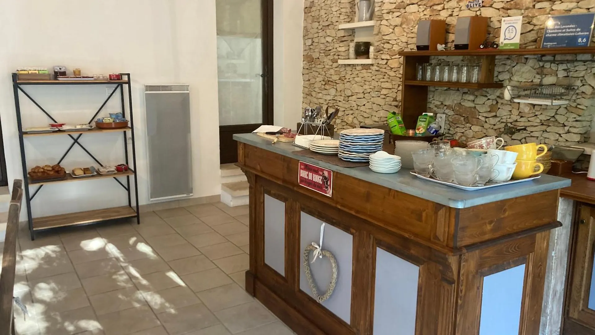Clos Des Lavandes - Chambres Et Suites De Charme Climatisees-Luberon Lacoste  Nocleg ze śniadaniem